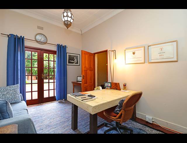 3 BEDROOM HOUSE FOR SALE IN KENSINGTON